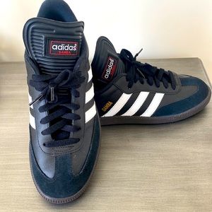 Adidas Mens sneakers - Size Mens 7